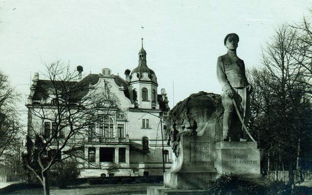 divadlo1928.jpg